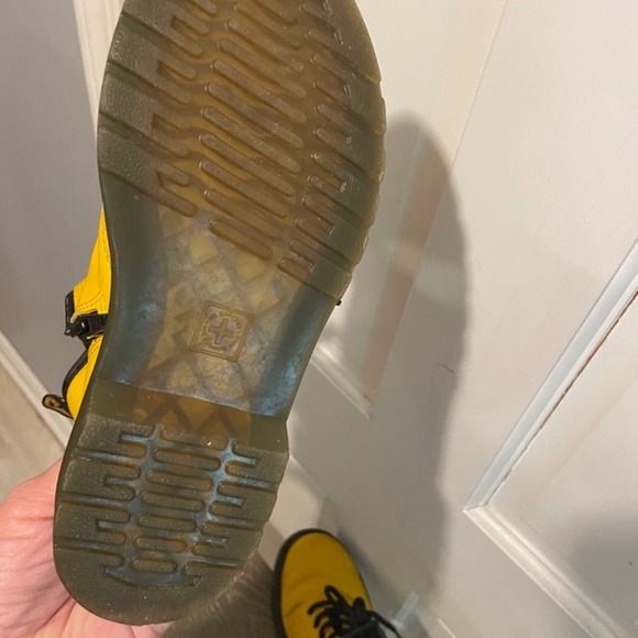 Doc Martin yellow side zip lace up boot - Picture 4 of 7